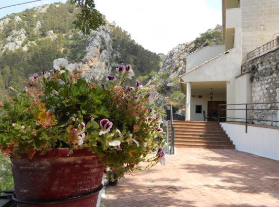 Bedmar y Garciez Hostal Rural De Cuadros מראה חיצוני תמונה